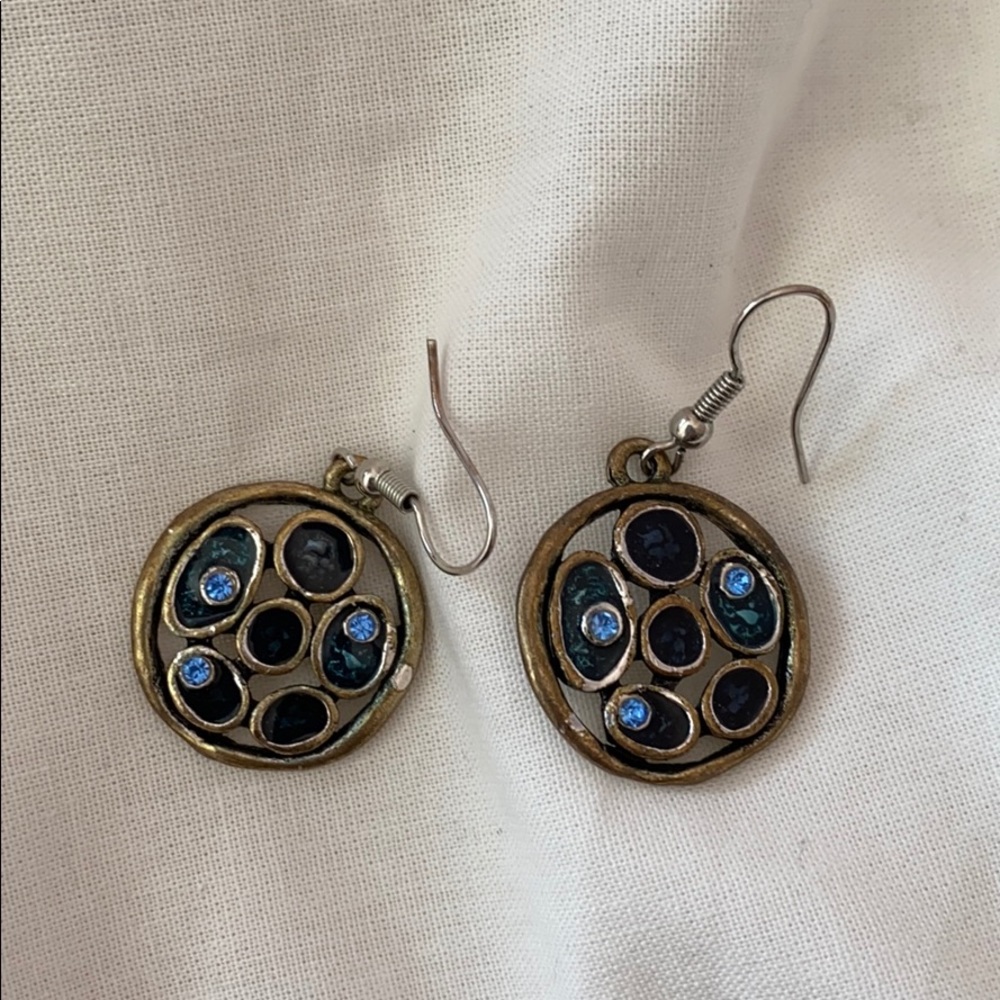 Earings